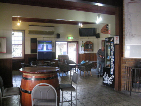 Erringhi Hotel - Accommodation BNB 0