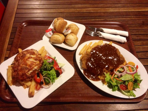 The Caves Country Pub - Accommodation BNB 1