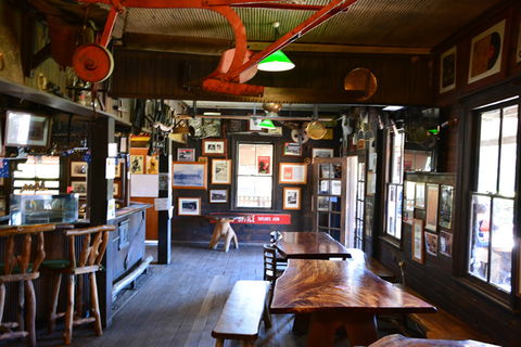 The Pub With No Beer - Accommodation BNB 1
