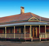 Maidenwell Hotel - Accommodation BNB