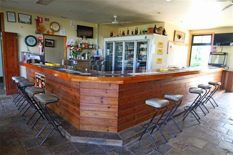 Garradunga Hotel - Accommodation BNB 0