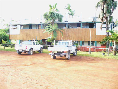 Garradunga Hotel - Accommodation BNB 2