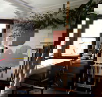 Abstract Paint and Wine Night - Accommodation BNB