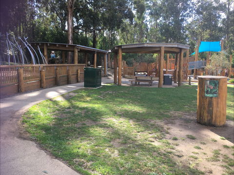 Bollygum Community Market - Accommodation BNB 2