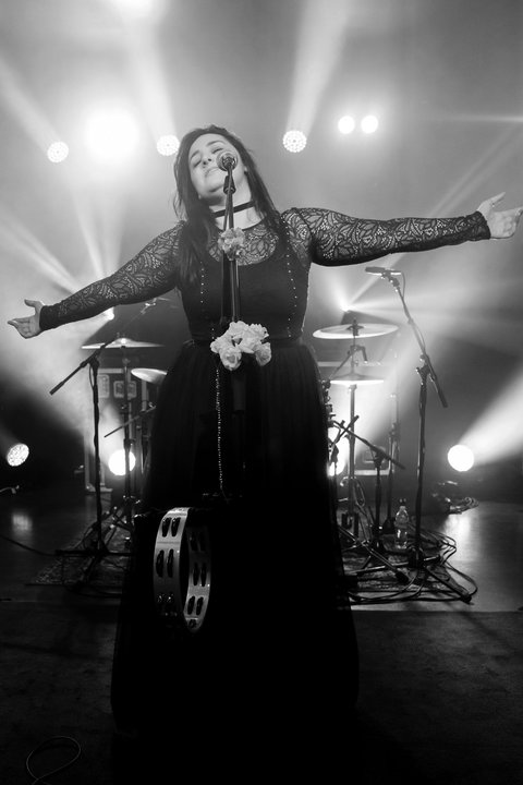 Bloom Sings Stevie Nicks, Carole King And Linda Ronstadt Songbooks - Charles Hotel - Accommodation BNB 0