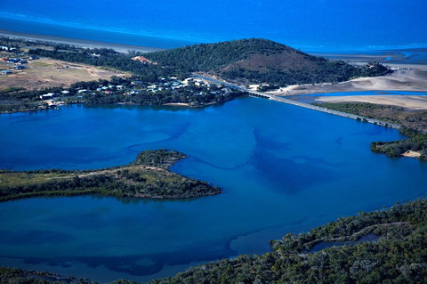 Causeway Lake Markets - Accommodation BNB 0