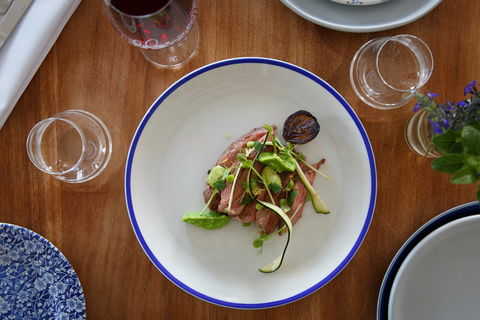 Dine In Style With Lola - Accommodation BNB 1