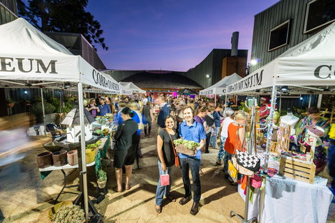 Hand Made Under The Stars - Twilight Market - Accommodation BNB 0