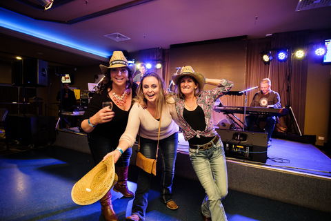 Hats Off To Country Music Festival - Accommodation BNB 0