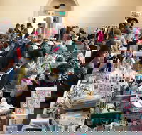 Saddleworth Market - Accommodation BNB