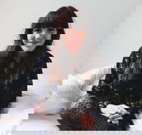 The Barn at Wombat Flat presents Louise Adams Alive and Streaming - Accommodation BNB