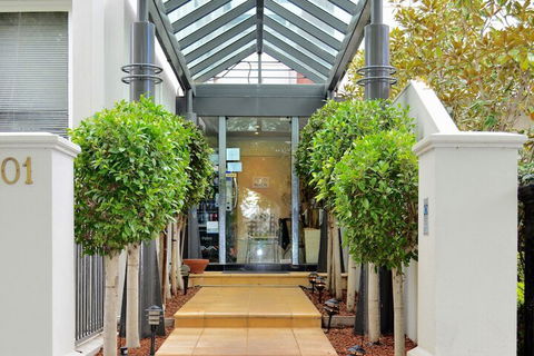 Knightsbridge Apartments - Accommodation BNB 1