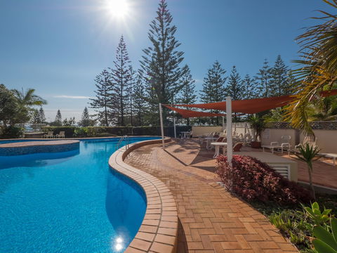 Burleigh Surf Apartments - Accommodation BNB 6