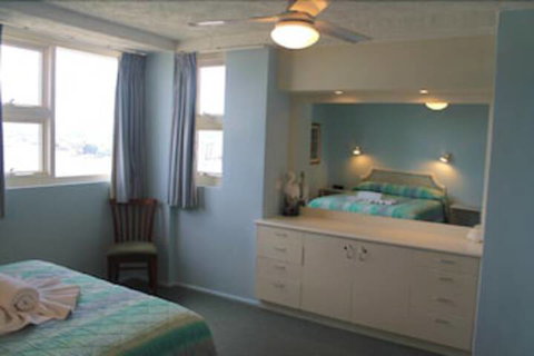 84 The Spit Holiday Apartments - Accommodation BNB 2