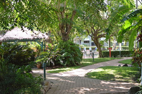 Cairns Beach Resort - Accommodation BNB 0
