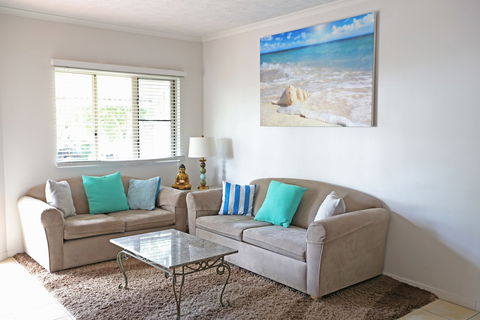 Cairns Beach Resort - Accommodation BNB 6