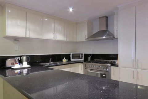 Verandah Apartments - Accommodation BNB 3