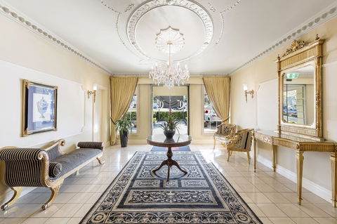 Canterbury International Hotel - Accommodation BNB 6