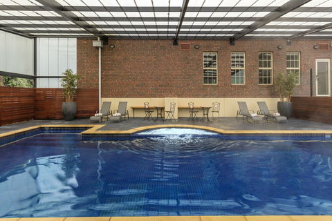 Canterbury International Hotel - Accommodation BNB 3