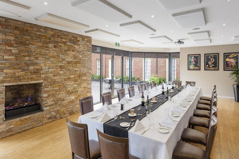 Canterbury International Hotel - Accommodation BNB 5