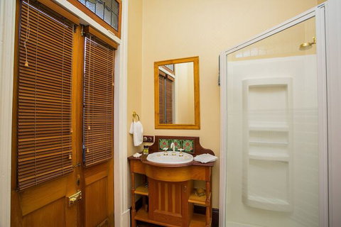 Danum House B & B - Accommodation BNB 3