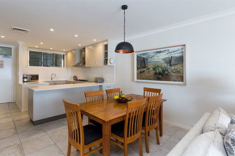 Beach Lodges - Accommodation BNB 3