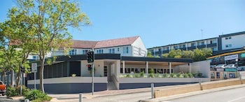 Seabreeze Hotel - Accommodation BNB 0
