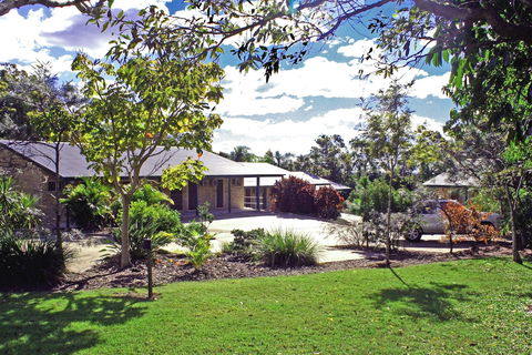 Emeraldene Inn & Eco-Lodge - Accommodation BNB 3
