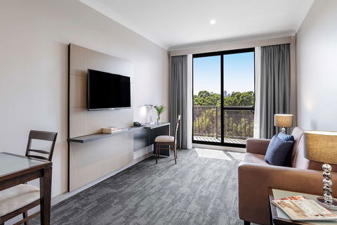 Oaks Sydney North Ryde Suites - Accommodation BNB 6