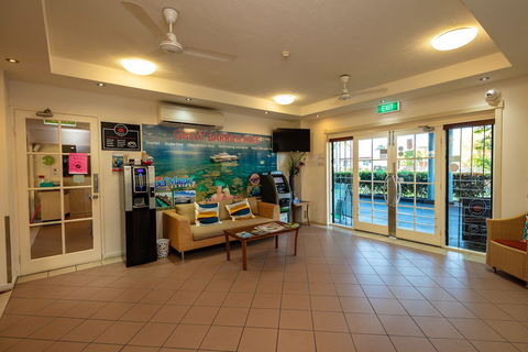 Cairns Queens Court - Accommodation BNB 0