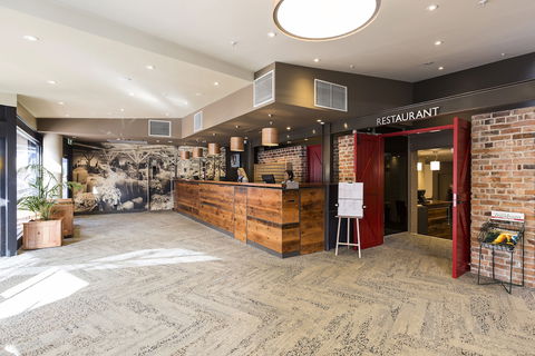 Old Woolstore Apartment Hotel - Accommodation BNB 1
