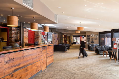 Old Woolstore Apartment Hotel - Accommodation BNB 2