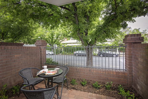 Adelaide Inn - Accommodation BNB 4
