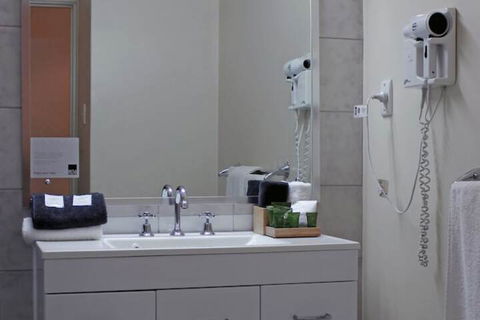 John Pirie Motor Inn - Accommodation BNB 4