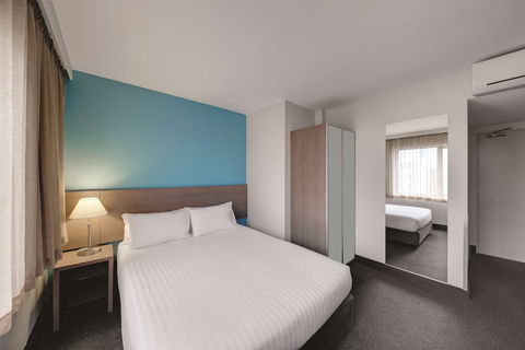 Travelodge Hotel Hobart - Accommodation BNB 3