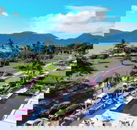 Holiday Inn Cairns Harbourside an IHG Hotel - Accommodation BNB