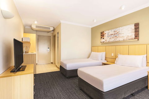 Travelodge Hotel Blacktown Sydney - Accommodation BNB 4