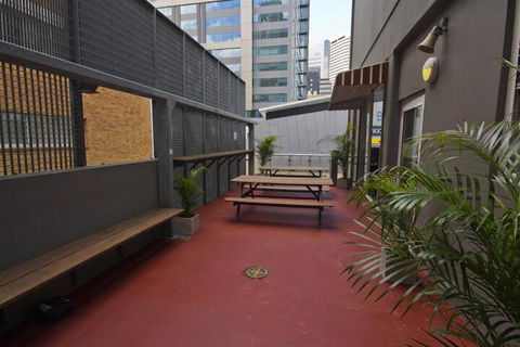 Base Brisbane Embassy - Accommodation BNB 4
