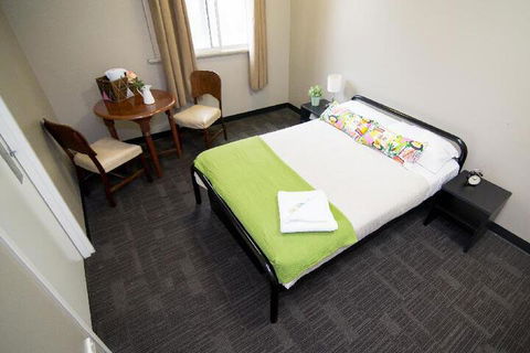 Base Brisbane Embassy - Accommodation BNB 7