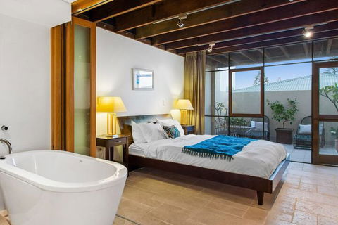 James Street Warehouse - Accommodation BNB 3