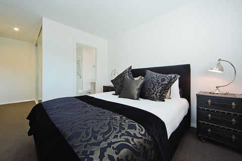 Accommodate Canberra - Domain - Accommodation BNB 0