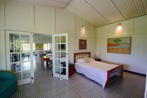 Cow Bay Hilltop Escape - Accommodation BNB 6