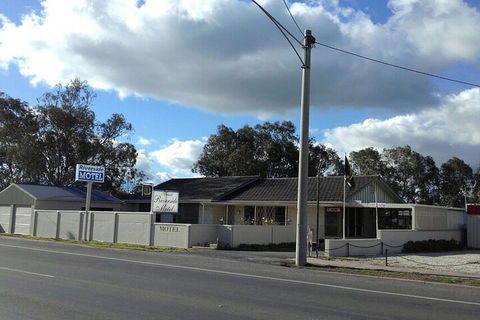 Donald Riverside Motel - Accommodation BNB 2