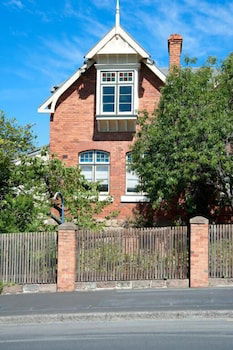Lowena Cafe And Accommodation - Accommodation BNB 1