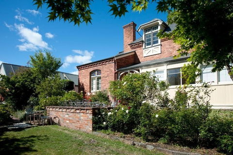 Lowena Cafe And Accommodation - Accommodation BNB 3