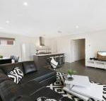 Palm Grove Beach House Dromana - Accommodation BNB