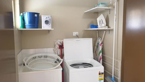 A City Retreat 2BR Apartment Reid Park Townsville - Accommodation BNB 2