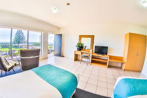 COAST Motel And Apartments - Accommodation BNB 6