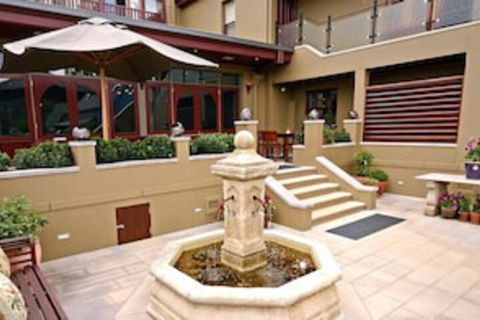 The Old Bank Boutique Hotel - Accommodation BNB 0