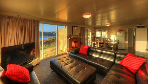 Arthur River Spa Cottage - Accommodation BNB 4